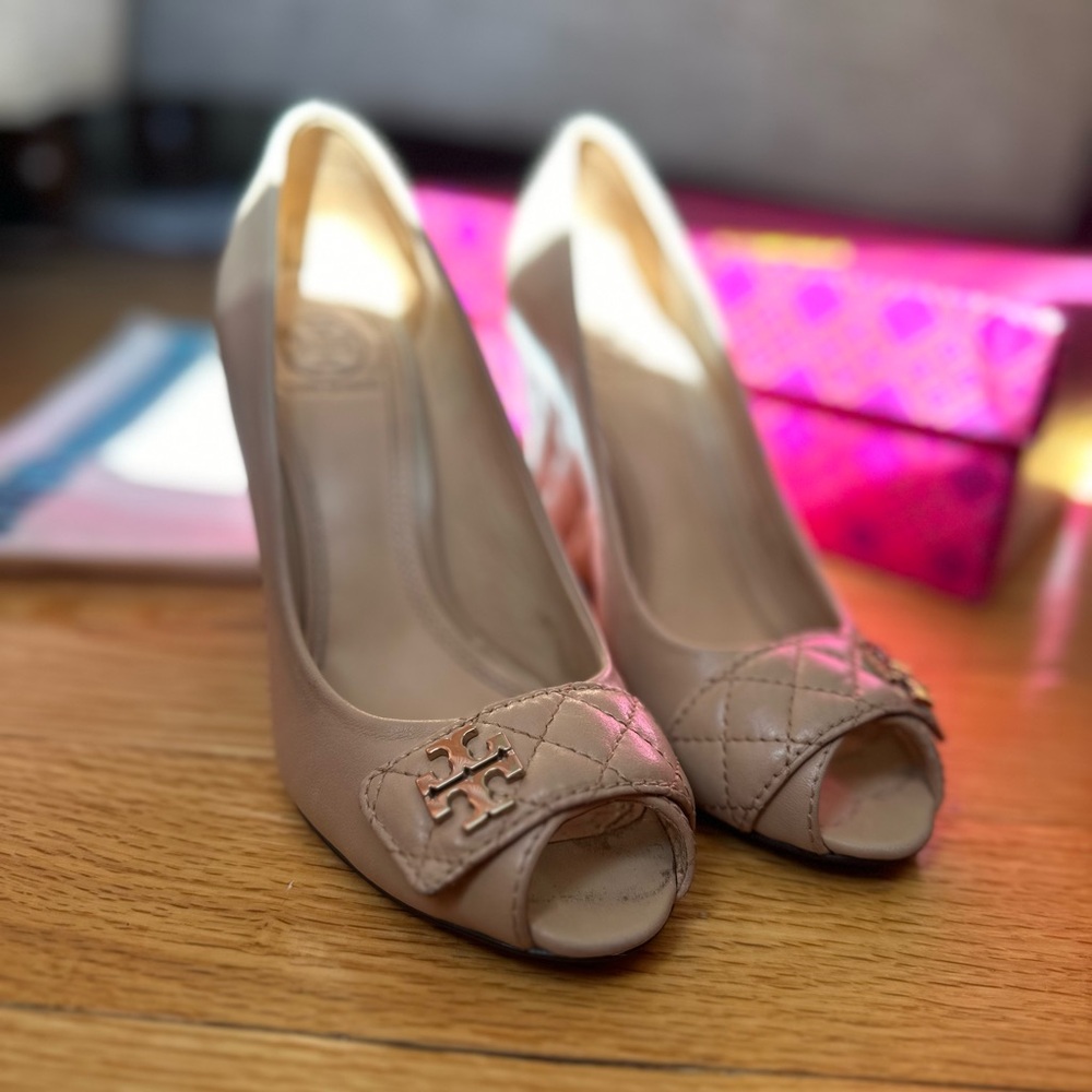 Tory Burch Leila Open Toe quilted pump worn